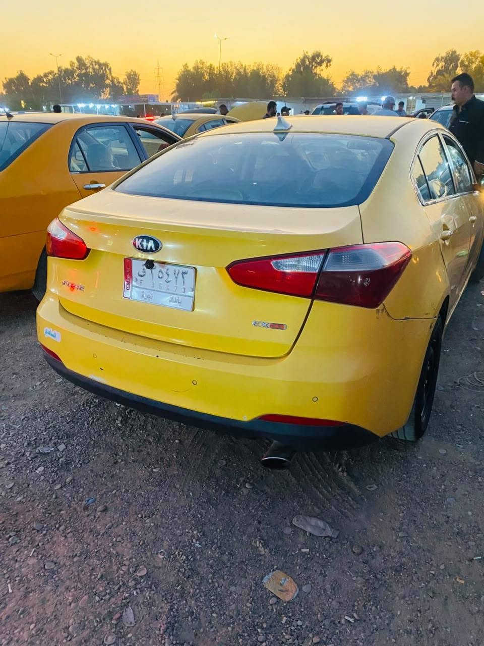 سلام عليكم فورتي ١٥امريكي صفره ٨٨وبيها مجال بغداد ***********
