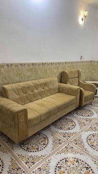 كنبة • شبه جديدة • بي مجال