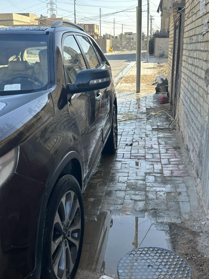 السعر ١٣٠
صبغ حزام 
مكانه كربلاء 
موصفات بصمه بنوراما  والباقي معروف
مكينه وكير بحاله جيده مكينه دوش
للبيع أو مراوس بسوناته النترا   

***********
