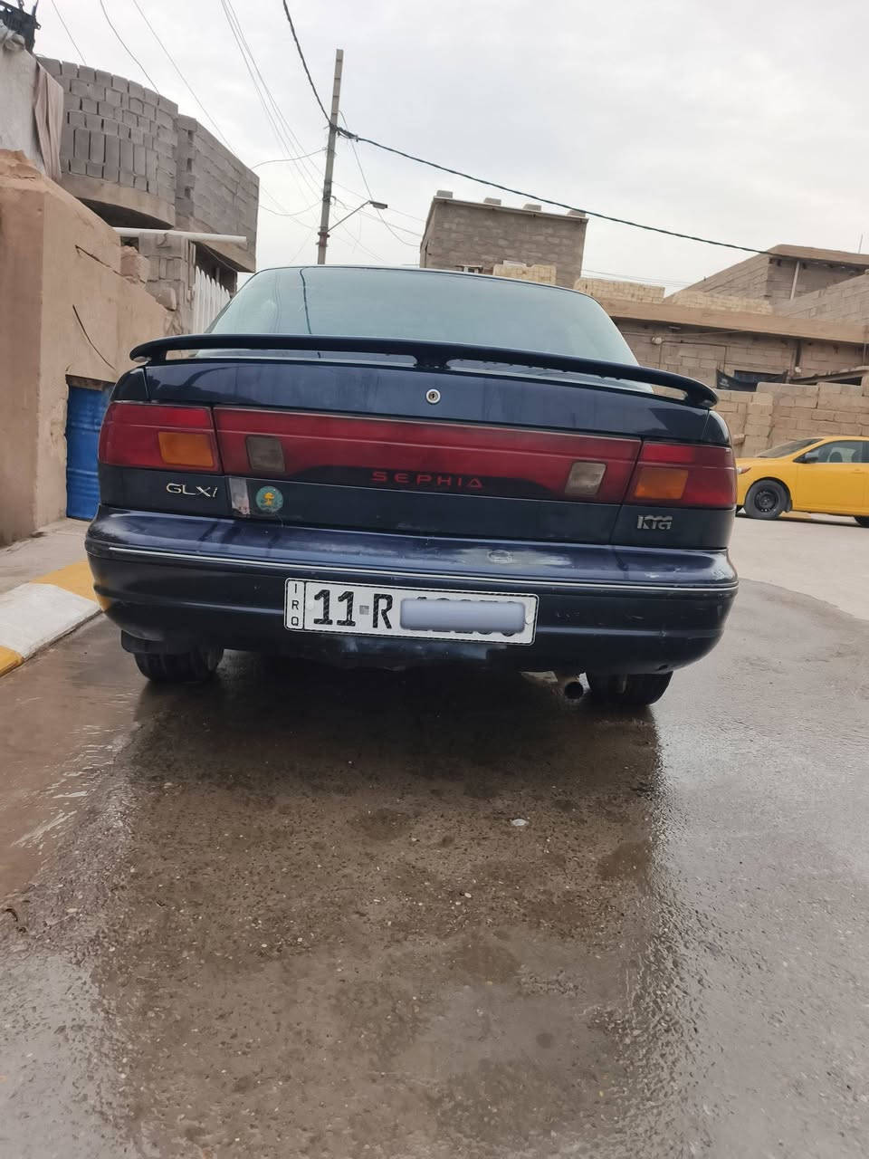 كيا سيفيا 94 بلاديه صبغ بنيد رقم نكليزي جديد سنويه لحد 2030 بسمي كير عادي محرك بي تبخير بس ما مفتوح قبل تدفئه نار صدر امي خلفي جديد منظومة تبريد جاهزه بس تشحن غاز  لايت زنون اصلي كهربائيات كلها جاهزه عنوان السياره الفلوجة 
رقم الهاتف *********** ،،،،،،،، ‏‪***********‬‏
