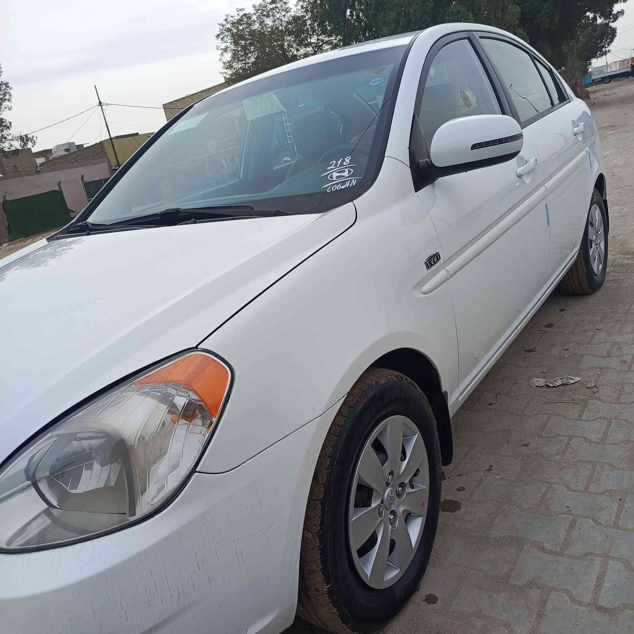 اكسنت موديل 2011 مكفوله ماشيه69 الف كيلو متر خليجي
النجف حي الشرطه مكلف بلنشر السعر 115
هذا رقم راعيها بيه واتساب ***********
