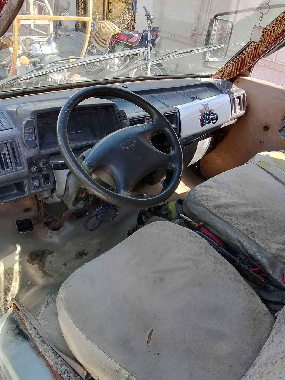 كيا بستا للبيع موديل 93رقم بغداد سنويه نافذه صارله اقل الشهر محرك تلخير بدون تنقيص كير اكسل مكفولات صدر نضيف تخم تاير مكان السياره ديالى بلدروز السعر 24وبيها مجال بسيط للاستفار خاص


**إذا كنت صاحب هذا الإعلان وتريد حذفه لأي سبب، رجاءا أرسل رسالة إلى الدعم الفني**