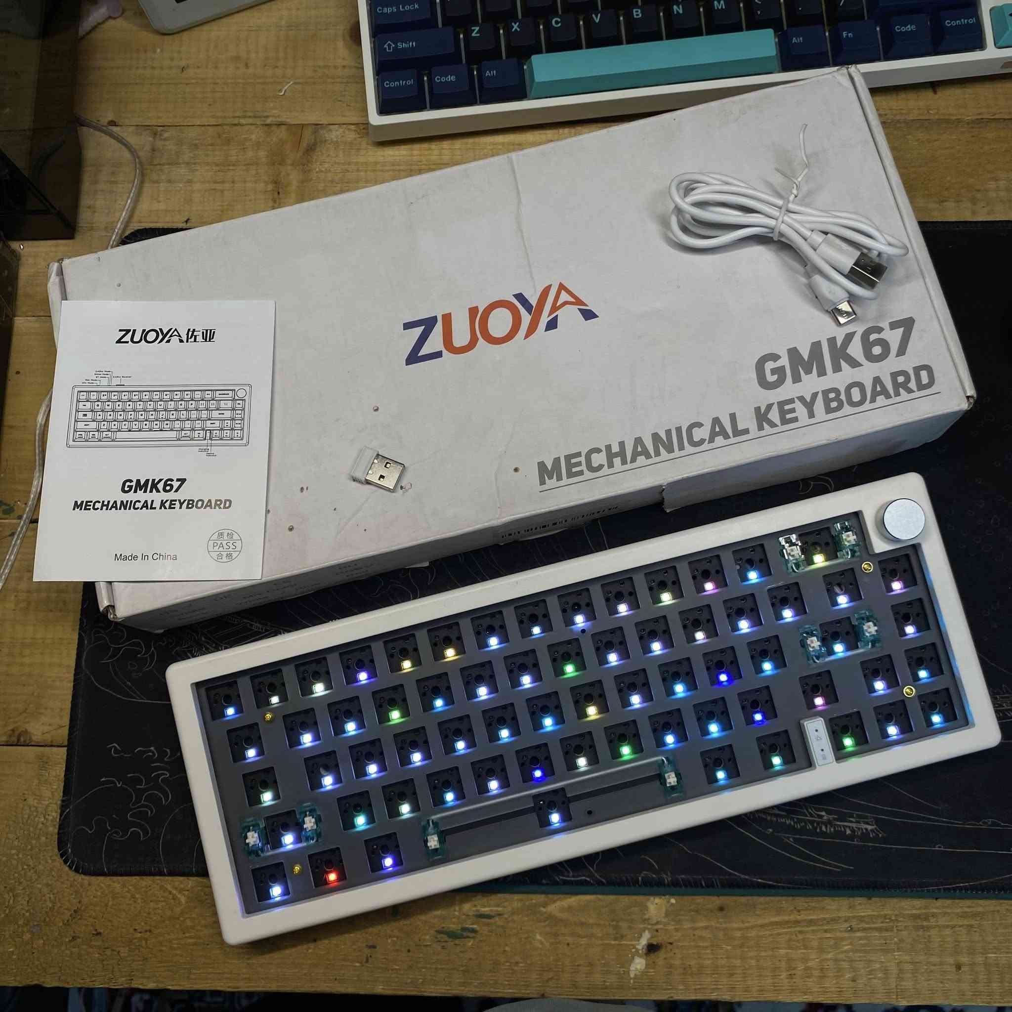 سلام عليكم رمضان كريم عليكم 🤍
كيبورد كوستم حجم 60‎%‎ مع زر تحكم بالصوت 
ينربط واير لس و دنكل و كيبل و بيه RGB بتحكم كامل 
سعر : 25 الف 

كي كابس عدد 151 قطعه طبقتين 

سعر : 10

متوفر توصيل 3 الف


**إذا كنت صاحب هذا الإعلان وتريد حذفه لأي سبب، رجاءا أرسل رسالة إلى الدعم الفني**