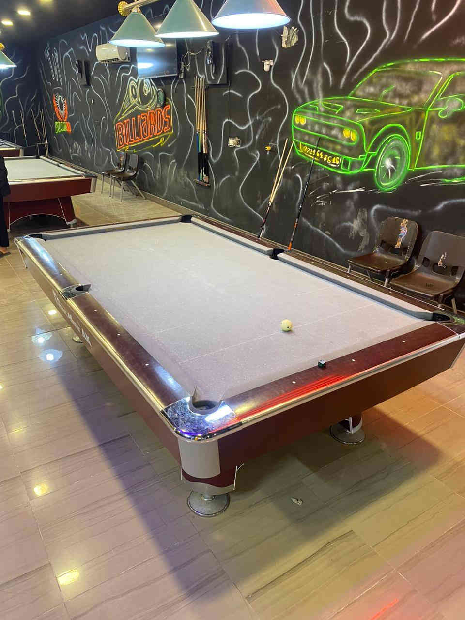 ميز سوبر ماستر AKعدد 2 سعر الواحد 9 ورقات وبيه مجال بسيط جدد ما خاذهن  نقل عليك  لتواصل ***********
