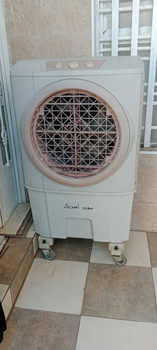 مبرده كومڤيره سوبر امبريال نضافه 80 بلميه للبيع مكان بابل مركز
سعر 70 وبيه مجال للئستفسار***********
