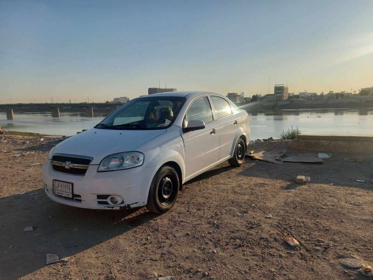 خليجي
موديل 2011
محرك 1500
كلشي كامل 
تبريد صدر تايرات 
الكشر اكو طخات
***********
