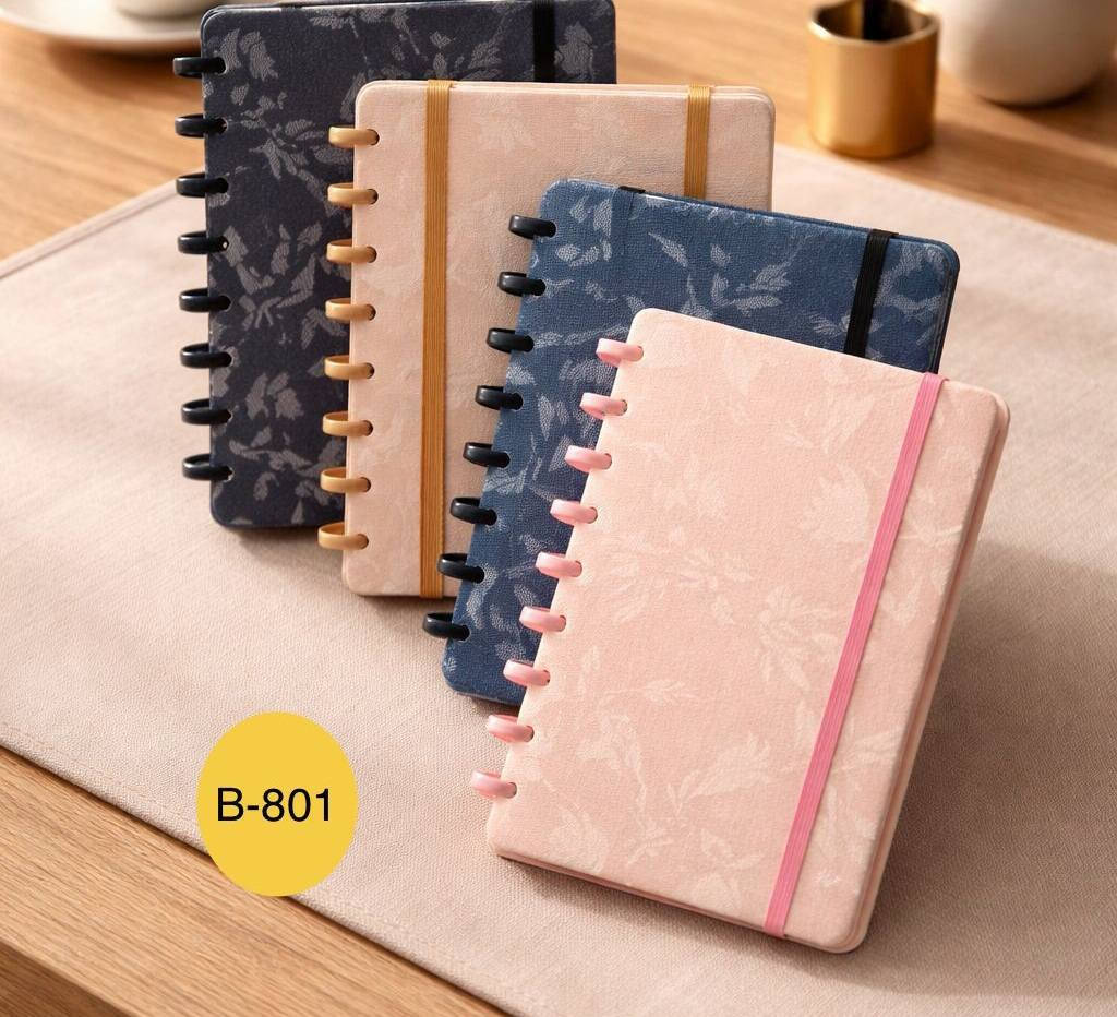 دفاتر مدرسية و ملاحظات 
دفاتر راقية A5
الورق ٩٠ غرام اصلي ابيض
الدفتر ٨٠ ورق
سعر درزن ٢٤ الف 
https://t.me/gumlaqartsia
واتساب 
***********
