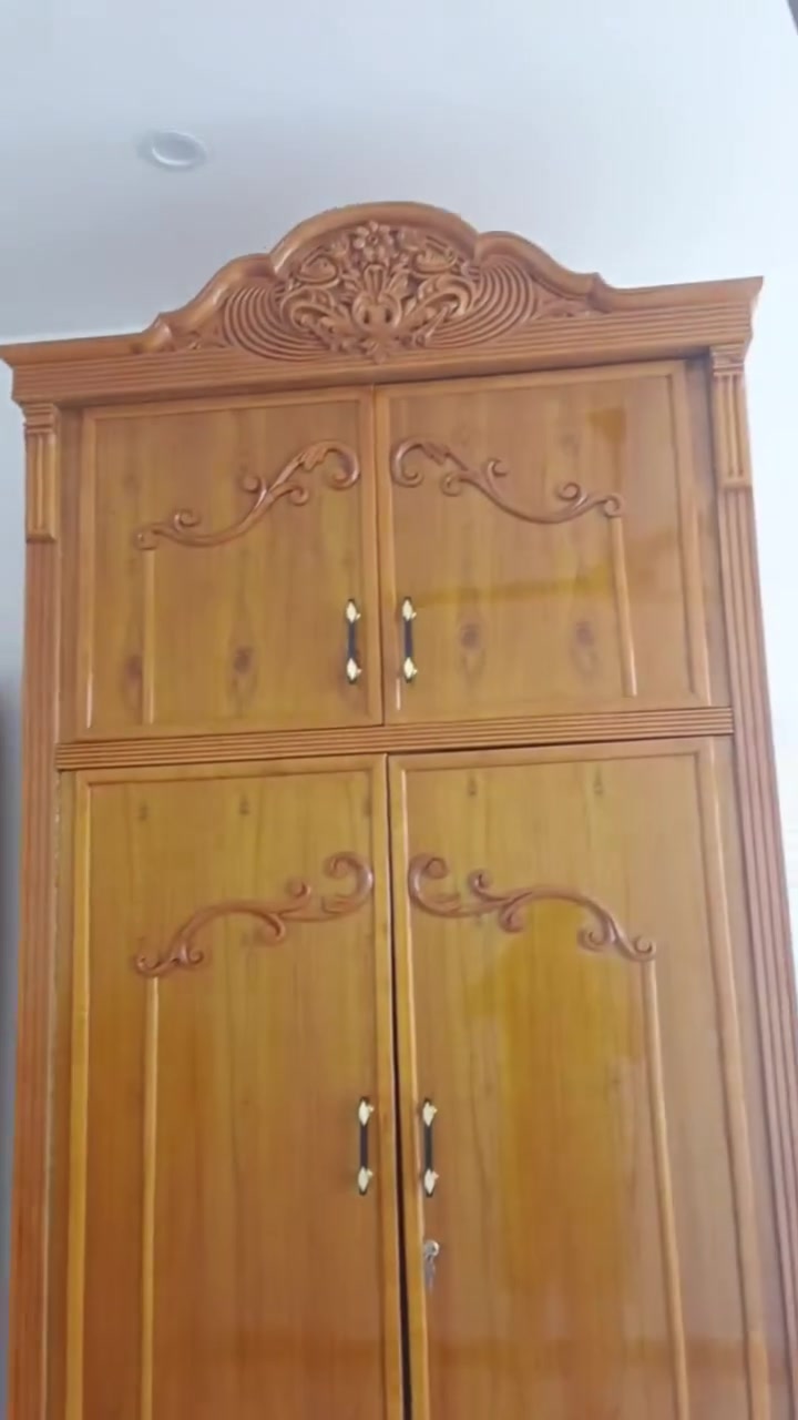 سلام عليكم غرفه خشاب جديده صار سبوع من فصلته سعر مليونين بيه مجال كلش قليل    تجي و شوف بعينك عنواني بغداد مدينة الصدر رقمي ***********

