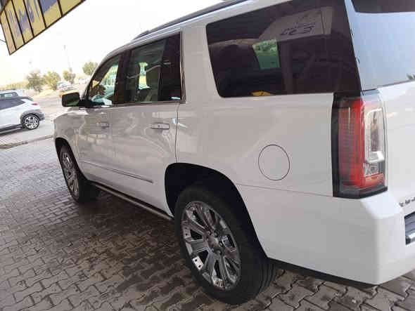 السلام عليكم يوكن DENALl موديل 2016 خليجي وكاله المنصور رقم شمالي ماشيه 152 KM السياره جديده معنىً كلمىىىى
السياره مكفوله كفاله عامه من بارد وصبغ 🙋‍♂️
فول مواصفات دنلي : ميحتاج اذكر المواصافات تجي اعلى فئه 
السعر: 360 بيهه مجال قليل 
العنوان: النجف الأشرف  
رقم صاحب السياره :***********
