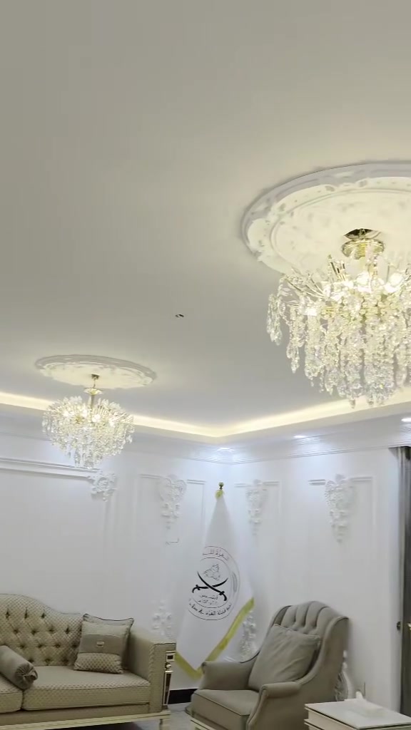 جبس بورد سحب مغربي 
ورق جدران بديل خشب 
صبغ   خارجي وداخلي 
  لعمل كافه انواع الديكورات الداخليه 
 داخل تكريت 
***********
***********
