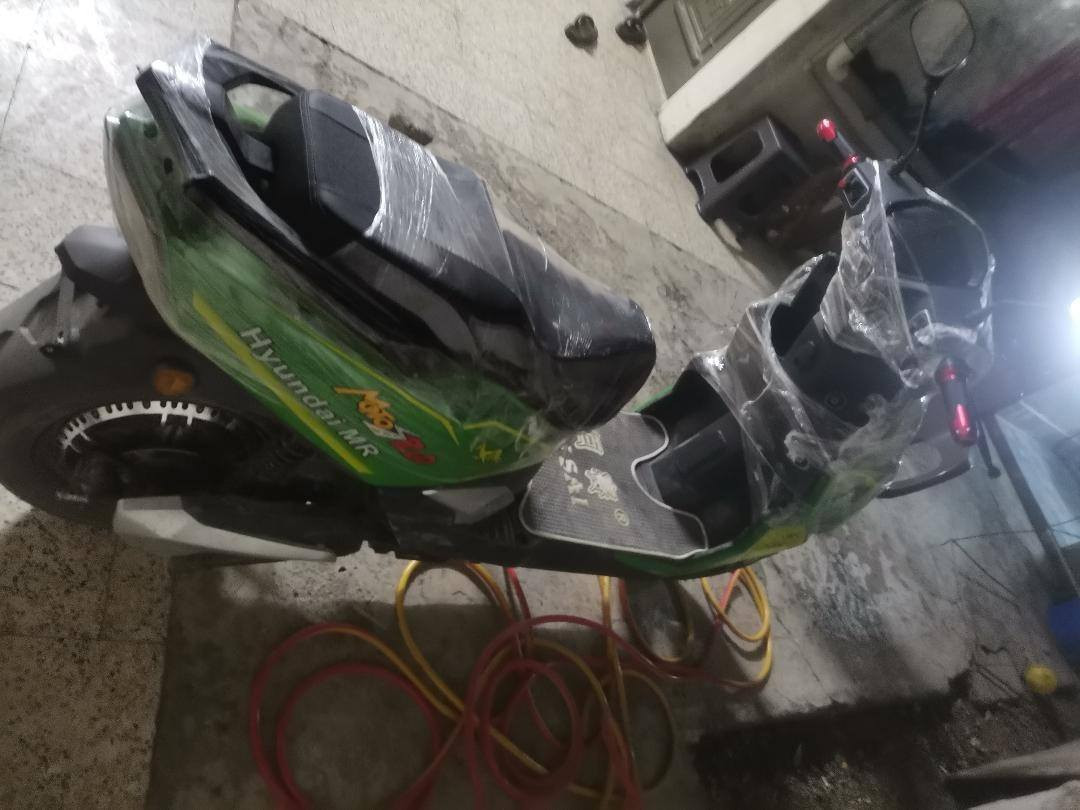 دراجه  313
6 بطاريات شرط الفحص
اربع نمرات سرعه 99
فول نضافه  السـعر 625
***********
