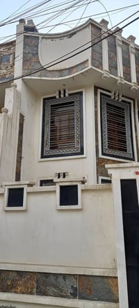 دار للبيع في الزعفرانية خلف جامع الصدرين  07717387494