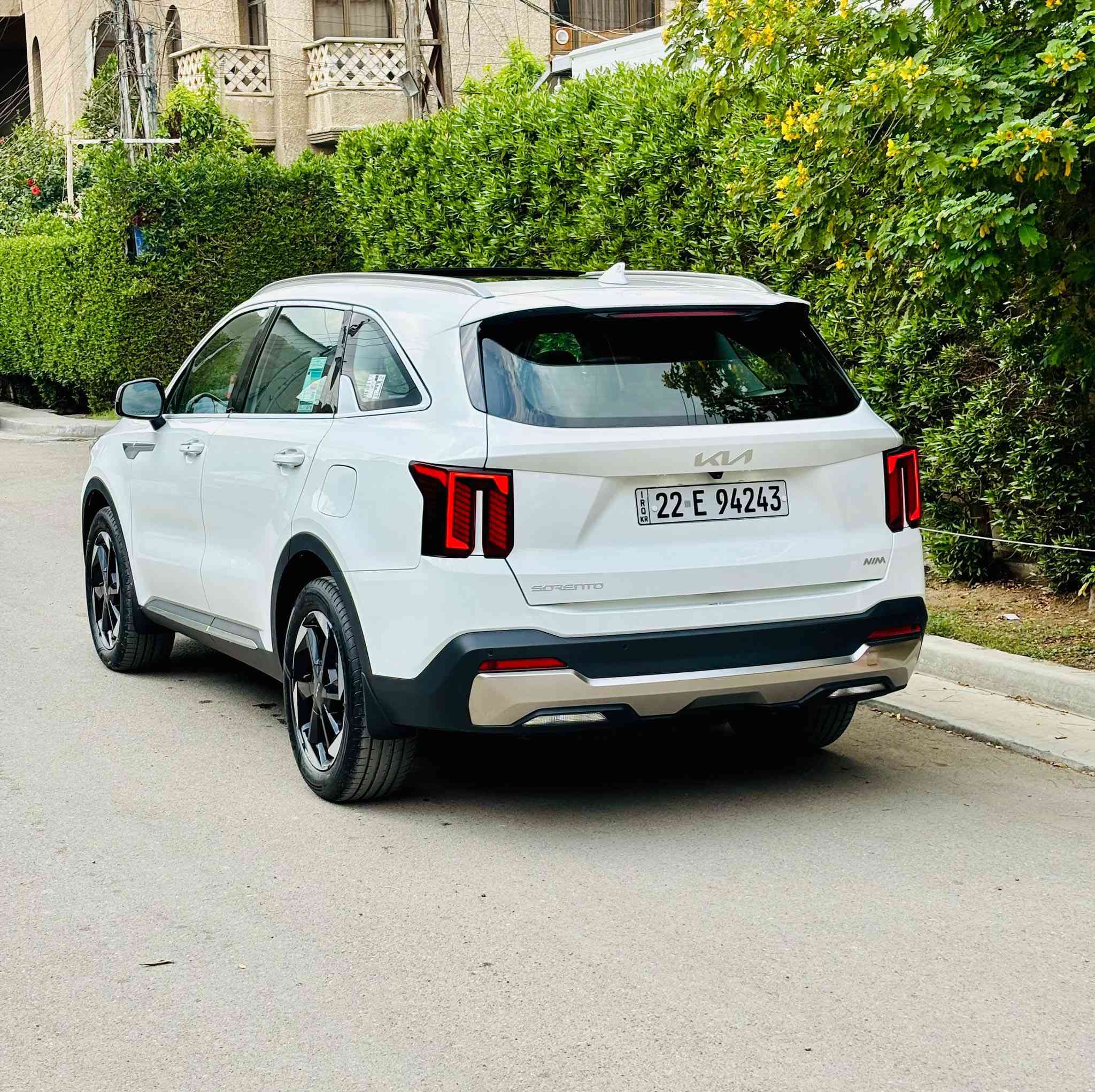 السلام عليكم 
كيا سورنتو 2024 خليجي شركه اكدال 
ماشيه 7000km 
رقم أربيل باسمي 
مكفوله بعده بحاله الزيرو 
محرك سته سلندر 3500
مواصفاته:- بنوراما، بصمه ،مقاعد كهرباء،كير ماوس ،شاحن تليفون ،دشبول ديجيتال ،شاشه متصله ،نشره ضوئيه متغيره 64 لون ،بردات خلفيه، جنطه كهرباء ،حساس امامي خلفي ،شفتات ستيرن ،هاند بريك بصمه ،درايف مود متغير ،كامره خلفيه دواره ،لايت زينون ،لد امامي خلفي ،كشاف زينون ،نضام ترحيب ،مري كهرباء ،اشاره بل مري ،
السعر ( 30.800$ )يعني (308 ورقه)
مكان السياره المنصور 
***********
