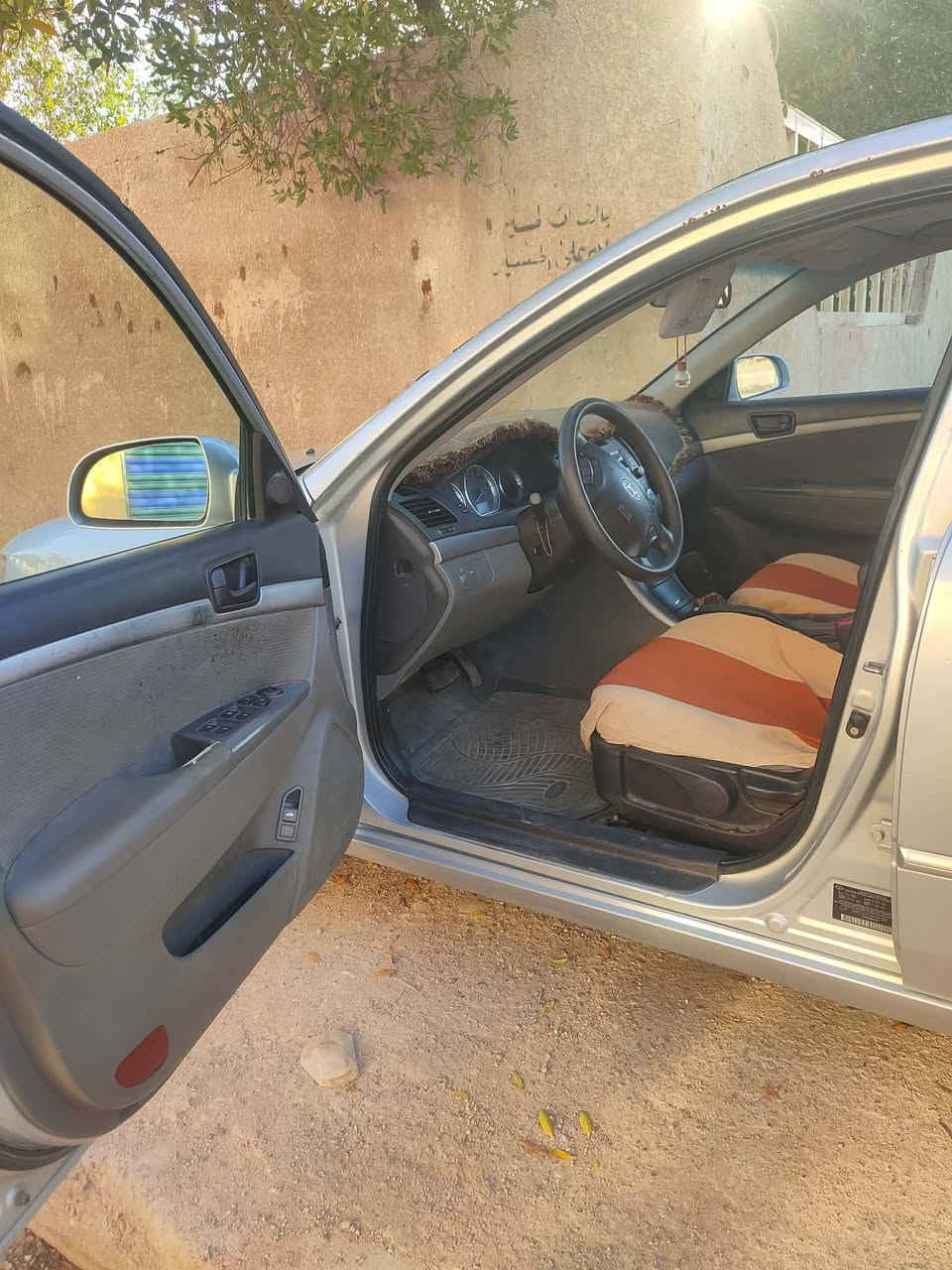 لبيع سوناته موديل ١١ ادوات محرك بانزين ٢٤٠٠ سياره جاهزه محرك كير تبريد حداديه تخم تاير كله جديد  تاير متومه نكليزي ***********
