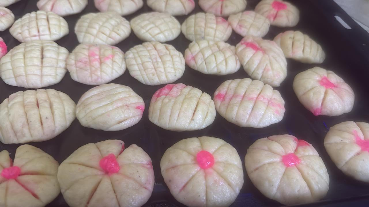 اللهم صل ع محمد وال محمد نفتح الحجز ع الكليجه وتوصلكم نفس اليوم مااحجي ع الطعم والنظافه المعروف لا يعرف ☺️🫢 بشهادة زبوناتي يلا لحكو وحجزو كل يوم كميه محدودة اسوي للحجز خاص 💕


**إذا كنت صاحب هذا الإعلان وتريد حذفه لأي سبب، رجاءا أرسل رسالة إلى الدعم الفني**