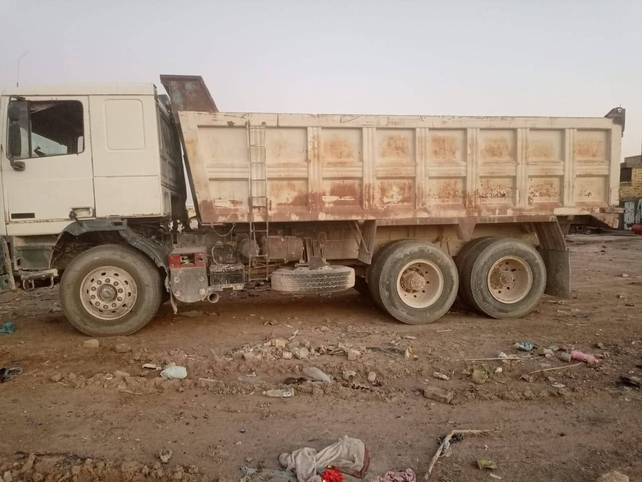 السلام عليكم داف موديل 93 مجموعه فولفو 82 مكينه شرط تخم تاير صاج 24 مداور مباشر كير لبي 160 سياره شغاله في والله العظيم السماوه ***********

