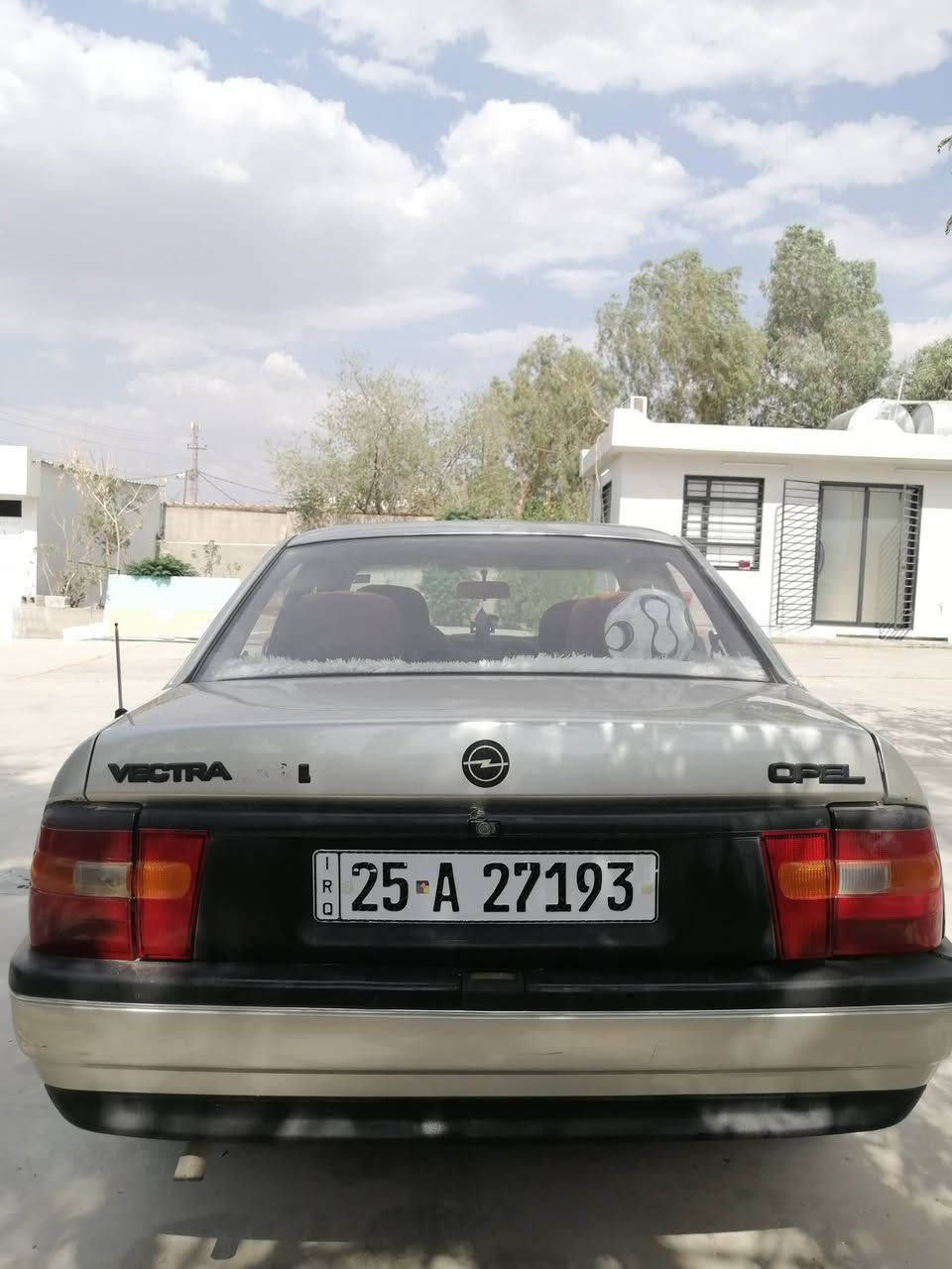 اوپل فیکترا مودیل 1992   مکینە 20  سنوی  فحص جدید  بتاقە بنزین   سعر 39 $
کرکوك ***********
