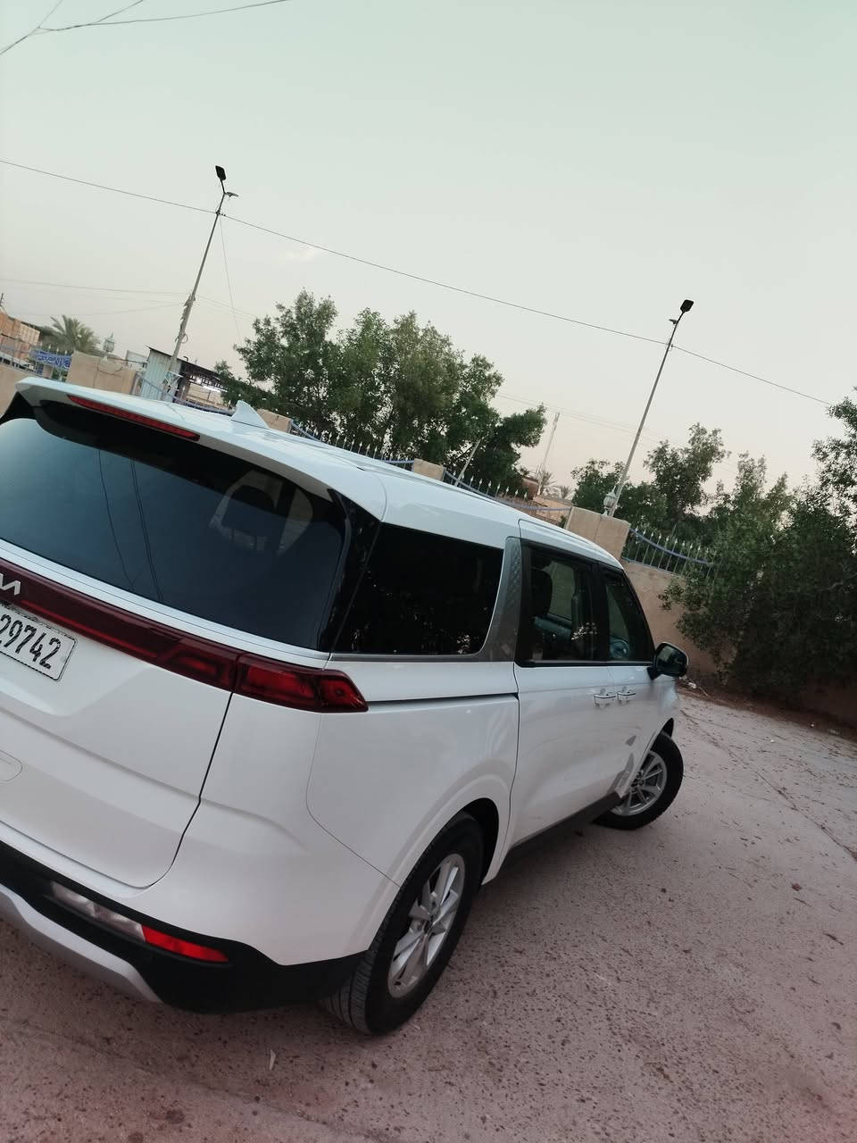 للبيع كرنفال موديل2024
رقم بابل شهداء
سته سلندر 
سبعه راكب
كشنات جلد 
بصمة تشغيل 
تشغيل عن بعد 
فقط البنيد مبدل 
صور الحادث بالمنشور 
سعر240
مكاني بابل شارع60 مجسر الثوره 
***********
