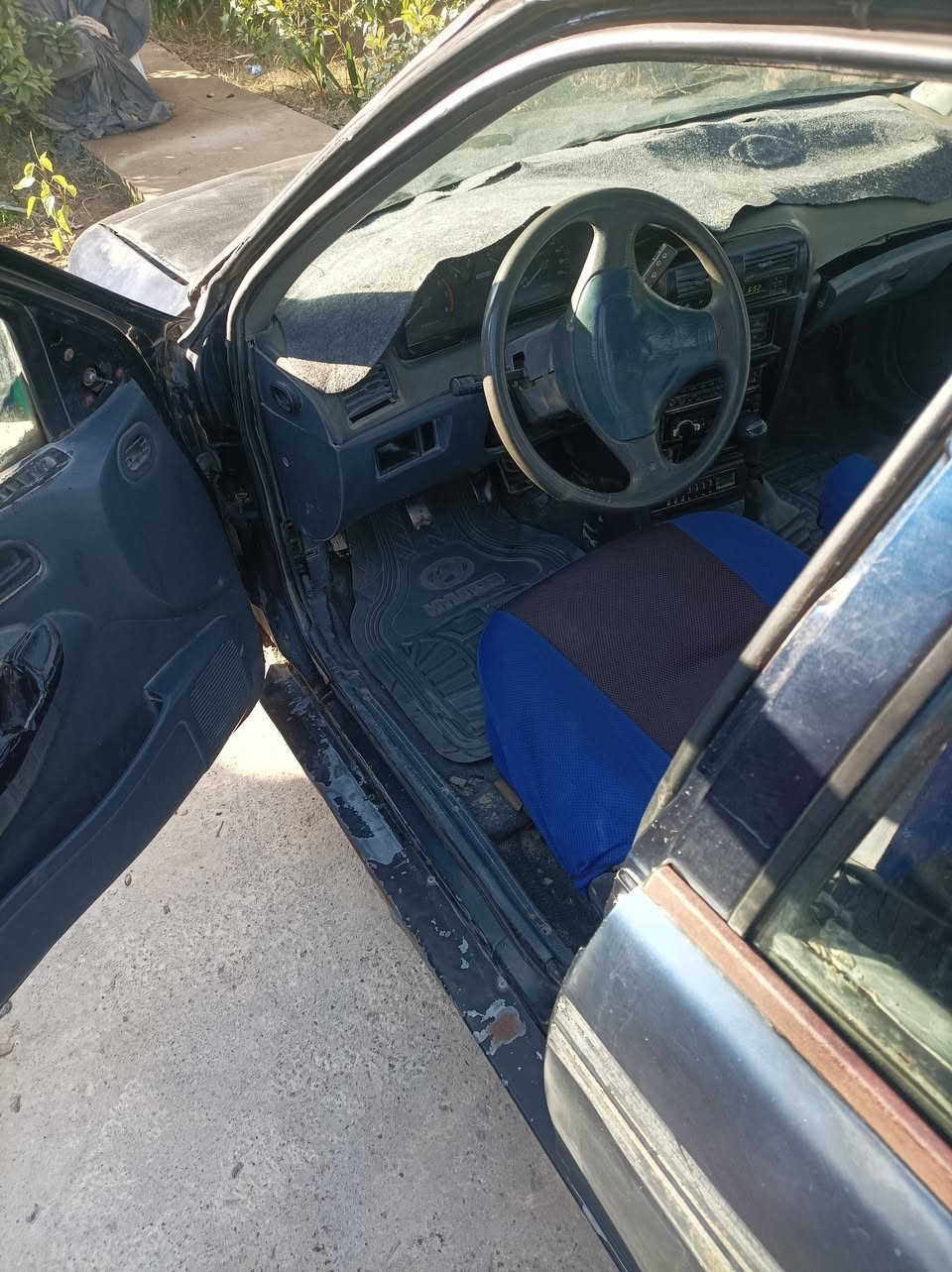 سفيا مديل 94رقم ديالى نكليزي سنويه الحد 29 محرك وكير بشرط والباقي شوفت عينك  السعر 21وبيه مجال قليل  حك الجيه المكان ديالى دلي عباس ***********
