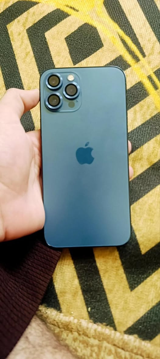 السلام عليكم
آيفون 12 برو ماكس 

ذاكرة 128/ ZA  دبل خط 
مبدل شاشه وبطاريه  تقره 100 شاشه اصليه  جهاز نضيف لوك مآبي. لو شخط. 
مراوس ب 13 عادي نضيف


**إذا كنت صاحب هذا الإعلان وتريد حذفه لأي سبب، رجاءا أرسل رسالة إلى الدعم الفني**