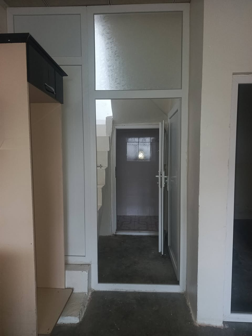 سڵاو هاوڕێیان
هەرزان  هەرزان  هەرزان
لەشەهیدانەوە لەگەڵتانداین
ڕووبەری ئەم خانووە  80متری جوارگۆشە
خانوویەکی جوانوو پاکو پختە یە
سەقفی مغربی دکتی مووبەریدە
شوێنی زۆرخۆشە ڕووی خۆری بەیانیە
ماڵی فەقەقیرە
ـــــــــــــــــــــــــــــــــــــــــــــــــــ
ژوورەکانی
میوان
هۆڵ +جێشت خانە
ژووری خەو
حماموو سەرئاو
دەرەجی خارجیە
ـــــــــــــــــــــــــــــــــــــــــــــــــــــ
بۆزانیاری زیاتر پەیوەندی بکە ژمارەکانی نووسینگەوە
***********
***********
***********
ـــــــــــــــــــــــــــــــــــــــــــــــــــــــ
یان دەتوانیت سەردانی نووسینگە بکەن
ناونیشانی نووسینگە
کەلار مەجمووعەی 500ماڵەکە نزیك مزگەوتی تەقوا
