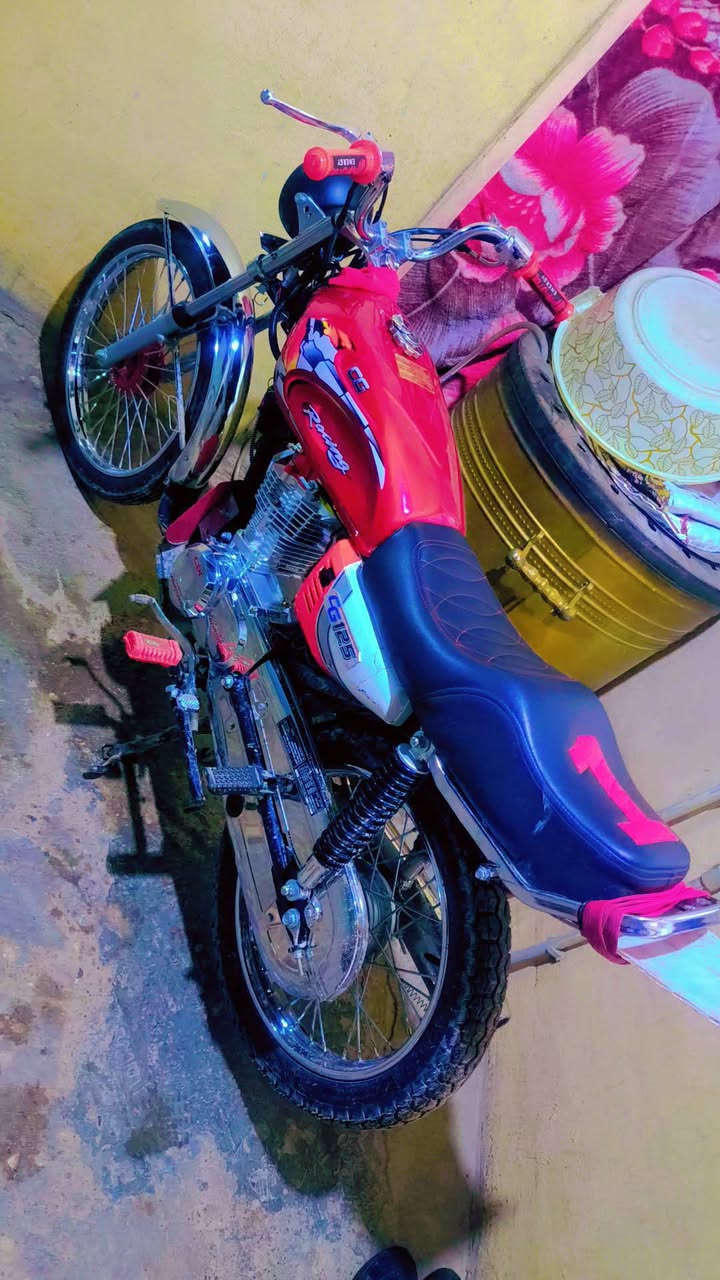 دراجه للبيع موديل 26 كهربائيات كامله صار لها شهر ونص ***********
