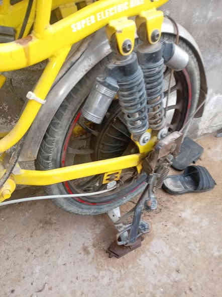 دراج شحن للبيع نقص بطاريات العنوان ديالى بعقوبه التحرير السعر ١١٠ وبيه ***********
