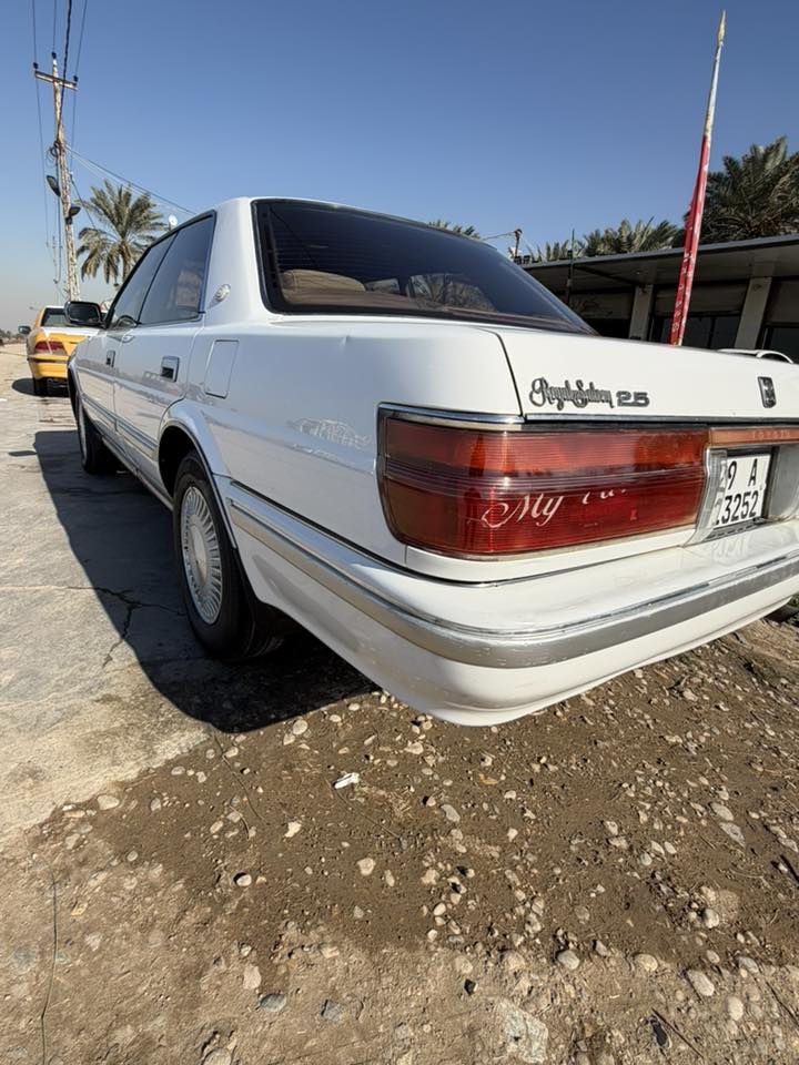 السلام عليكم هارتوب موديل 91 رقم واسط بأسم الحدادية كامله جديد سياره جاهزه ماناقصه كلشي مكفوله من الصبغ وبارد ولطخه على وضع الشركة عنواني واسط قضاء الصويره للاستفسار اكثر الاتصال ع الرقم غير متواجد بالفيس  *********** / ***********
