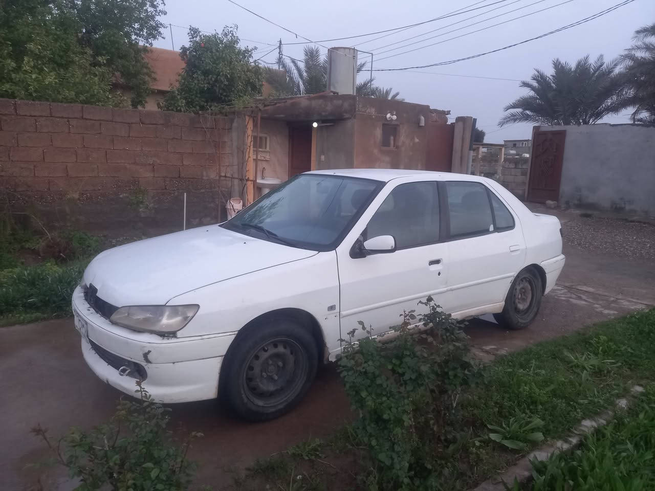 السلام عليكم.
ببجو ٣٠٦ رقم بغداد صدامي سنوية ساقطة٢٠٢١ حرة نقل جثة شرط الوكالة والتحويل بدون حادث نقصها عطر والصدر الخلفي والتبريد بيها مكانات تعديل بارد خفيفه.
السعر ٢٨ 
الشرقاط . السويدان
***********
