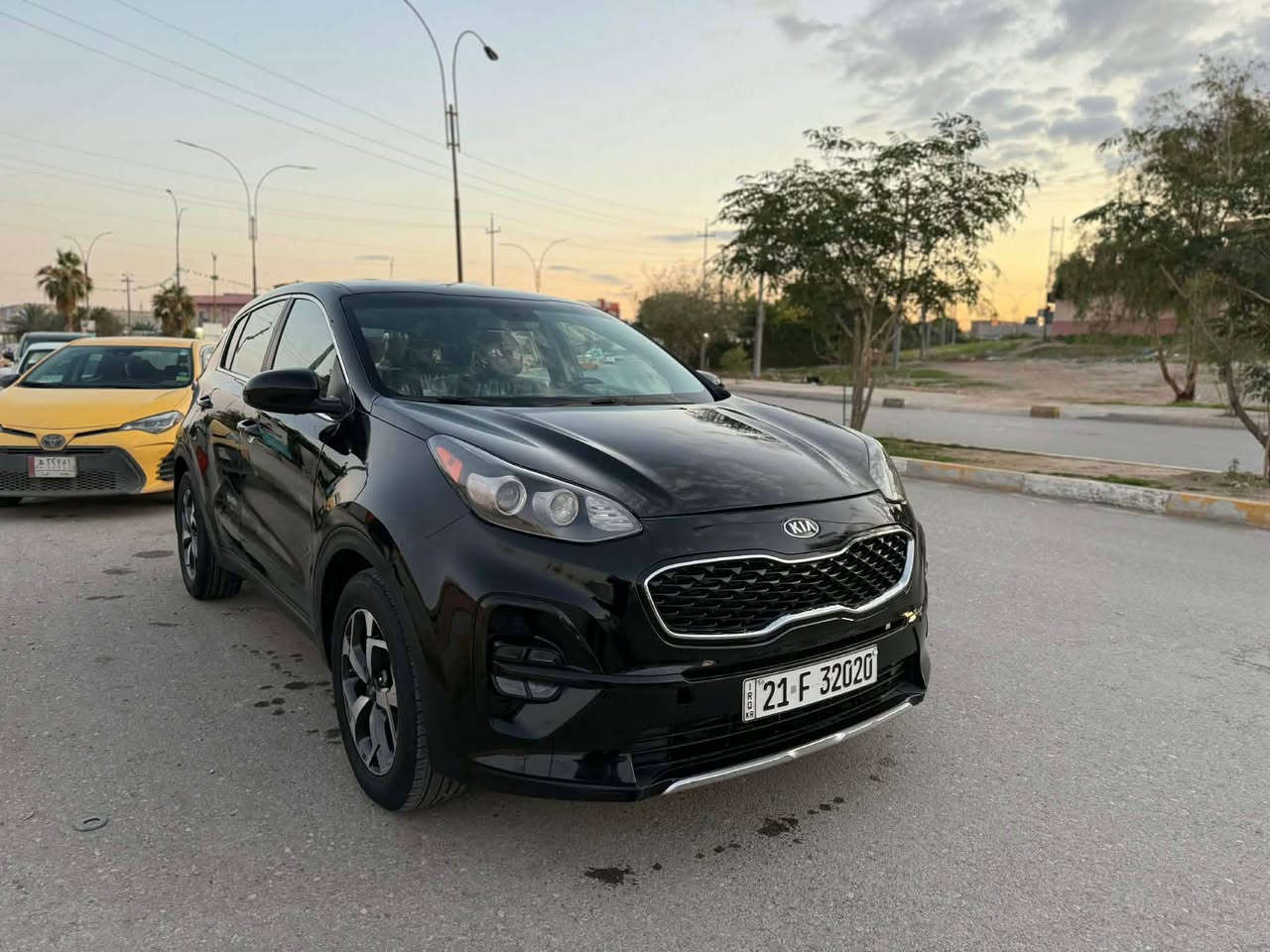 السلام عليكم
كيا  سبورتج
موديل 2019
وارد امريكي 
بيع او مراوس حسب القناعه 
رقم سليمانيه الدولي 
هزه وسنويه جديده وبأسمي 
شرط التحويل او الوكاله 
سياره موصفات نص فول 
كشتات جلد احمر 
داخل لونين 
بلاجكتر 4 عدسات 
 شاشه اصليه تبريد بيانو
محرك وكير شرط 
محرك 2400 GDi
ماشيه 60 مايل 
شرط التحويل 
سياره ضرر بونيد وجاملغ بدون دواخل شرط وايربك البرده فقط طاك
رقم الشاصي مرفق بالصور 
سياره جاهزه من جميع النواحي مبيها اي نقوصات 
السعر 150$ وبيها مجال
مكاني ديالى (خانقين)
🛑للأستفسار اتصال
***********
*********** واتساب خناقين, ديالى
