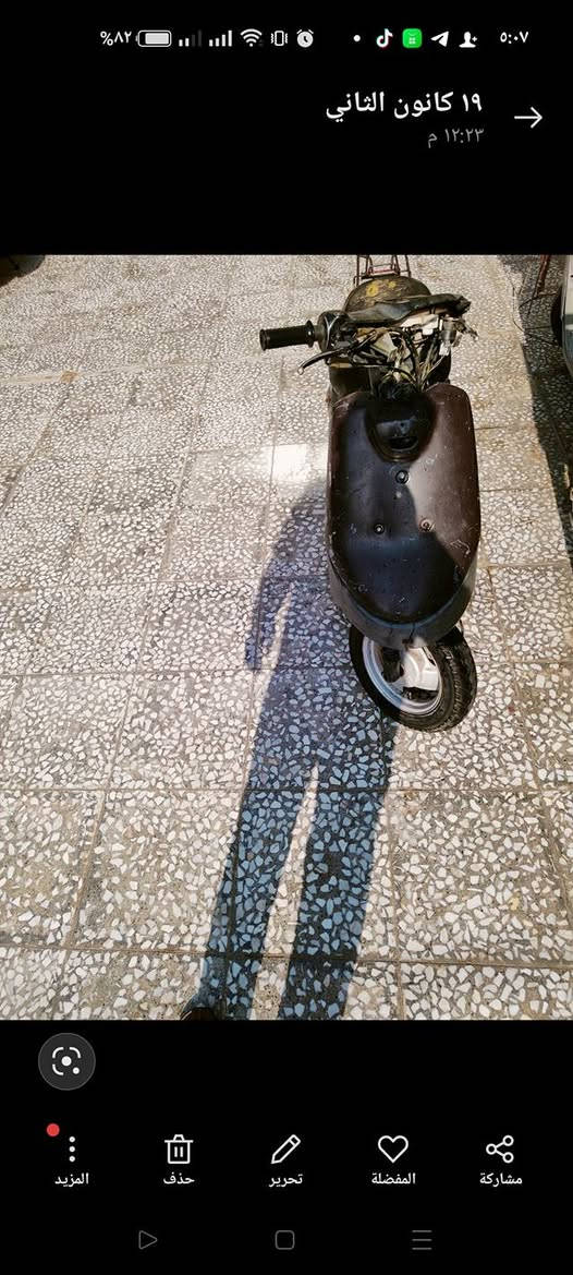 مرحبا عندي بطة شغالة للبيع  مكاني يم دعبول بغداد العطيفية رقمي *********** السعر 125 وبيها مجال
