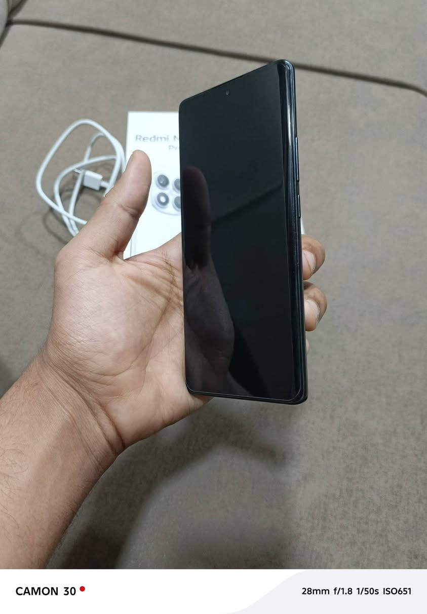 ريدمي نوت 14برو4G مستخدم
ذاكره 512 عشوائيه12 
نضيف كامل ملحقات شاحنه وكارتونه مكاني بابل القاسم  السعر 290 بي مجال الرقم ‏‪***********‬‏
