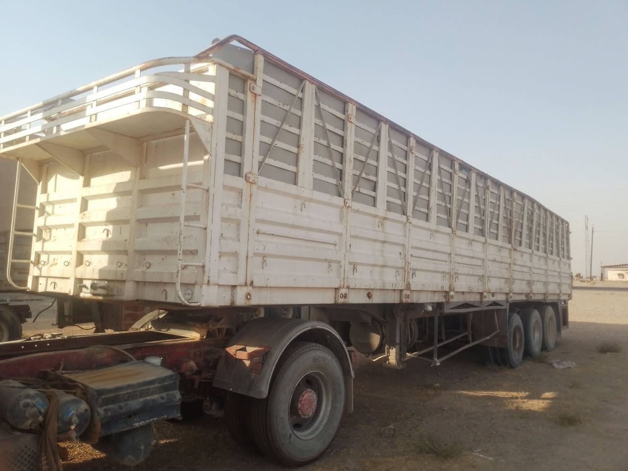 عربانة للبيع اوربية 3محاور مزوح  سامرا ***********
