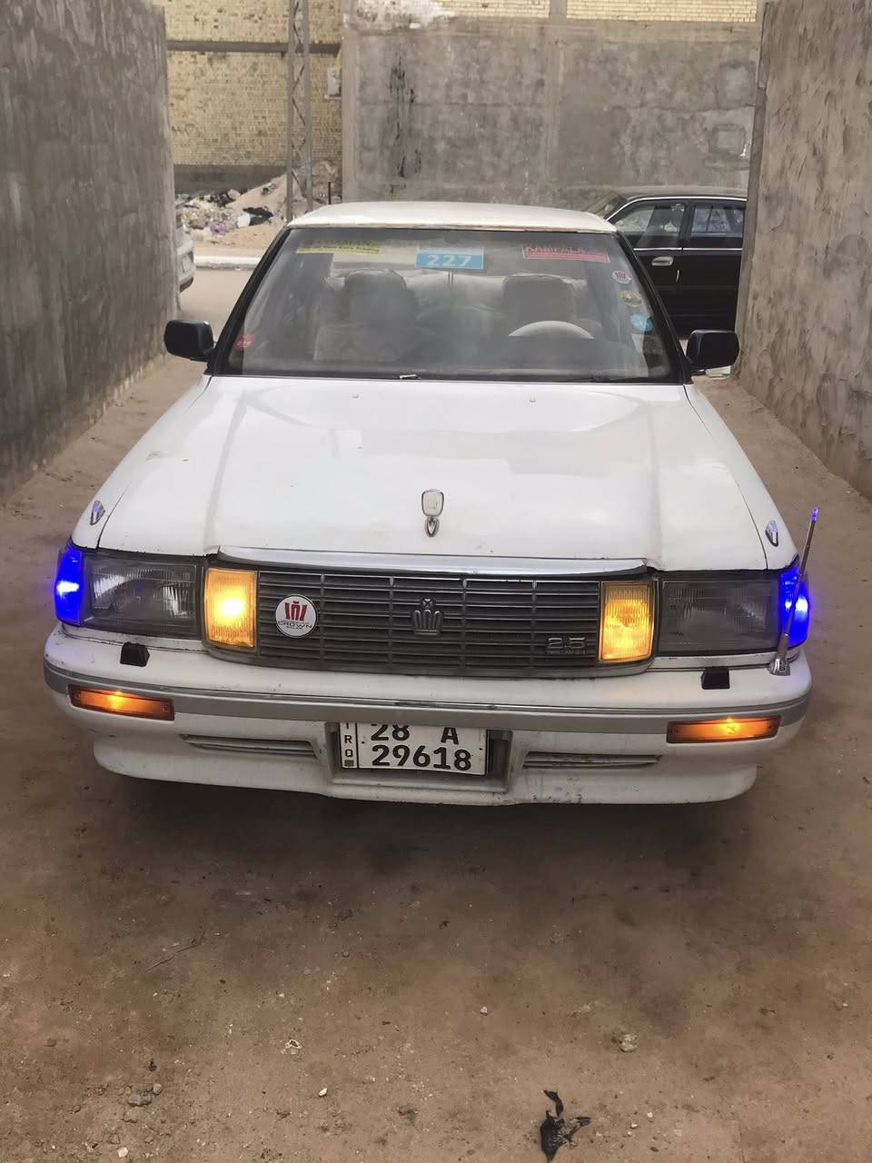 السلام عليكم سياره هارتوب مديل ٩١ مكفوله من نقل جثه ومكفوله من كصه سياره رقمه نجف مصفره منل غرايم رقم نكليزي مكينه ٣٠٠٠مال ملكه وكير مال ملكه تخم تاير نضيف سياره جاهزه ومجنبزه وحلوه مكاني كربلاء ملحق الفارس رقم الهاتف *********** السعر ٥١ وبيه مجال للشراي
