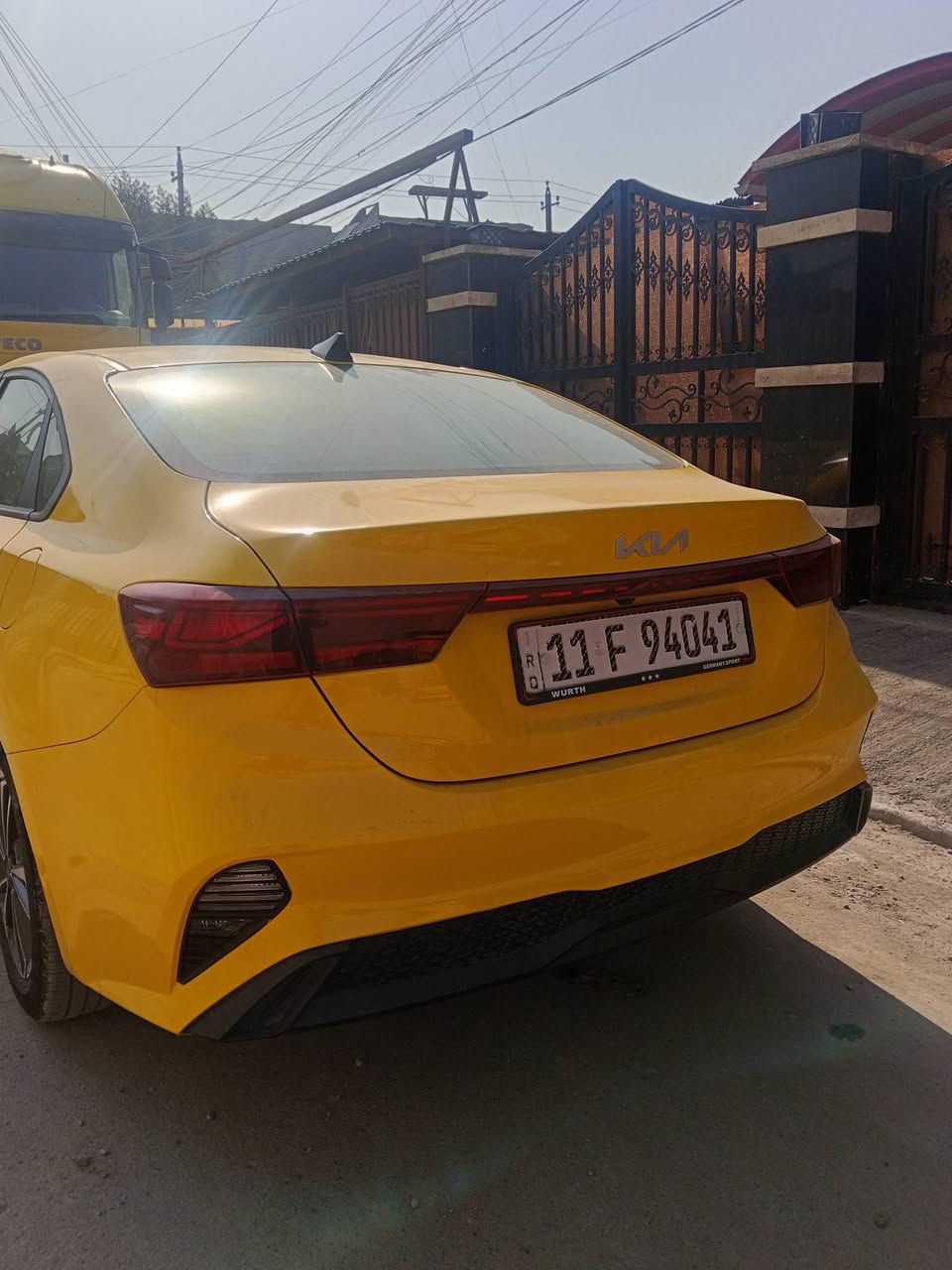 سلام عليكم للبيع فورتي موديل 24 دخول جديد بسمي وراد أمريكي حادثه بنيد امبدل وجاملخ مصلح نفسه ايرباك استيرن فقط سياره جاهزه مكاني بغداد سعر 153 وبيه مجال ***********
