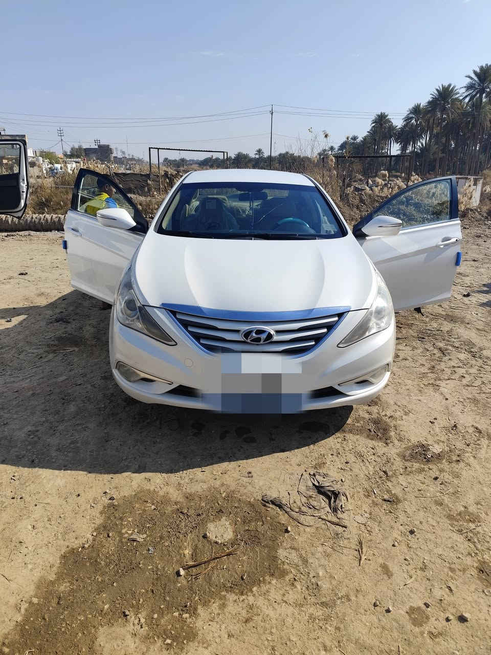 سلام عليكم سوناتا ٢٠١٤ خليجي رقم نجف بسمي مكينة ٢٤٠٠ دوش مواصفات 👉قطعتين تبريد 👉شفتات بل ستيرن 👉مري شفط 👉أشاير بالمري 👉 لايتات عدسات جديدة👉تحكم ستيرن جهتين 👉حساس خلفي 
صبغ  بالباب مال الصدر وبارد بالجاملغ الأمامي
السعر ١٣٠ وبيها مجال 
***********
المكان بابل قضاء القاسم
