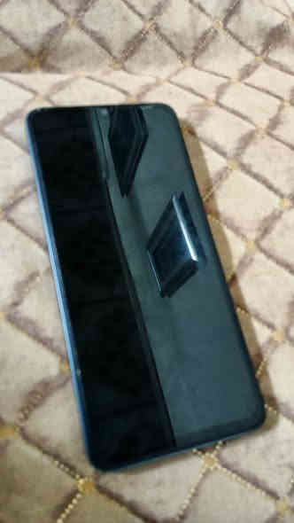 للبيع جهاز POCO C65
الرام: 16GB
الذاكرة: 128GB
الحالة: نظيف / ممتاز
يجي وياه هديه كفر مجاني
الموقع: موصل
توصيل فقط فل موصل
السعر: 130 الف وبي مجال
للتواصل: واتس اب / خاص
***********
