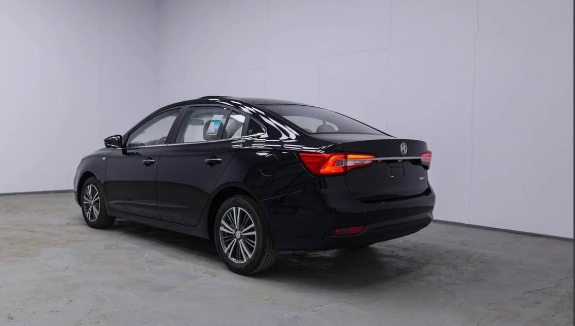 MG5 2023 LUXURY 
فول مواسەفات ٢٠٢٣ لۆکژەری 48000 رۆیشتیە سبوغ تەنك لێدان و سبوغ و تەعدیل و تەزرەی نیە نرخی 107 و مەجال *********** شوێن هەولێر أربيل, العراق
