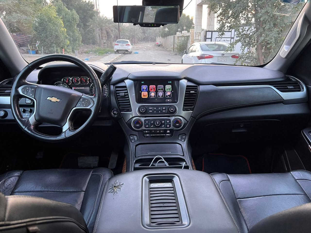 سلام عليكم تاهو  ٢٠١٨ برايمر وارد امريكي حادثها فقط جاملغ  بله ايرباك بله دواخل كفاله من دواخل ومن لشواصييي
سياره جديده مال بيت احله من لصور
مكينه وكير وحداديه وتبريد كفاله 
مواصفات بريميره فول. للخير
فتحه + بصمه + اربع بيبان بصمه + داخل جلد + كراسي كهرباء + رادار امامي + كشن حار بارد + رادار جوانب + حساس خلفي + قاصه + جنطه كهرباء + سبعه راكب + داخل كشن منفصل vip + دڤيدي بل سقف + كشن خزن ممري + سستم صوت بوس +اشاير بل مري + كامره + فول تحكمات
ماشيه ١٥٠ مايل 
السعر 320 وبيه مجال 
مكينه ٥٣٠٠ 
مكان السياره الكراده 
للستفسار  ***********
