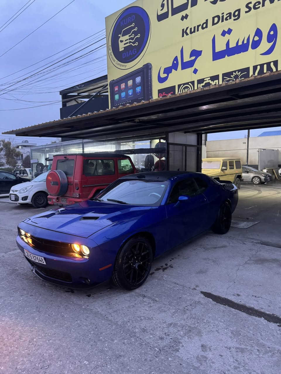 جالنجر  sxt 🚀2021
لون مميز 💙
السياره اخت الكلين كلش نضيفه وجديده 
السياره بس قماره صبغ وجاملغ الباقي مكفول حته الدعاميات بله صبغ 
السياره عل وضع الشركه برغي ممفتوح كير و محرك وحداديه بشرط حجر كزوز بشرط 👌🏻
والسياره احله من الصور 
السياره جاهزه من كلشي الف ماتصرف عليها 
السياره بسمي تحويل بنفس اليوم  رقم وسنويه كله جديد 
ماشيه 50 الف سعر ١٥٨ ورقه سياره بيه غرامه ٨ ورقه نزل من سعر  رقم تليفون 📞 *********** مكان سياره أربيل
