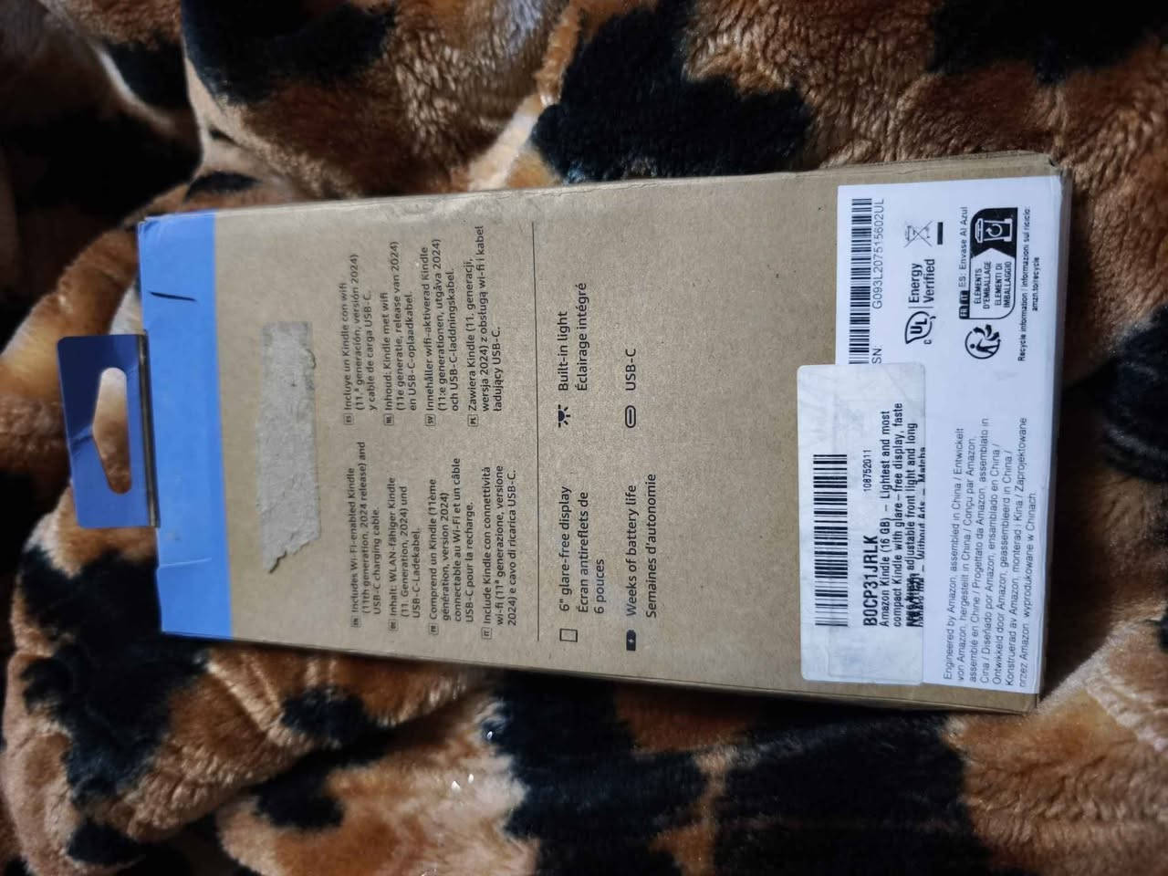 :
السلام عليكم،
عندي Kindle Gen 11، سعة 16GB، جديد بالكرتون كامل، لون Matcha 
بيع سريع اليوم في بغداد.
عطوني سعركم النهائي لو تكرمتم.  الاتصال واتساب *********** بغداد, العراق
