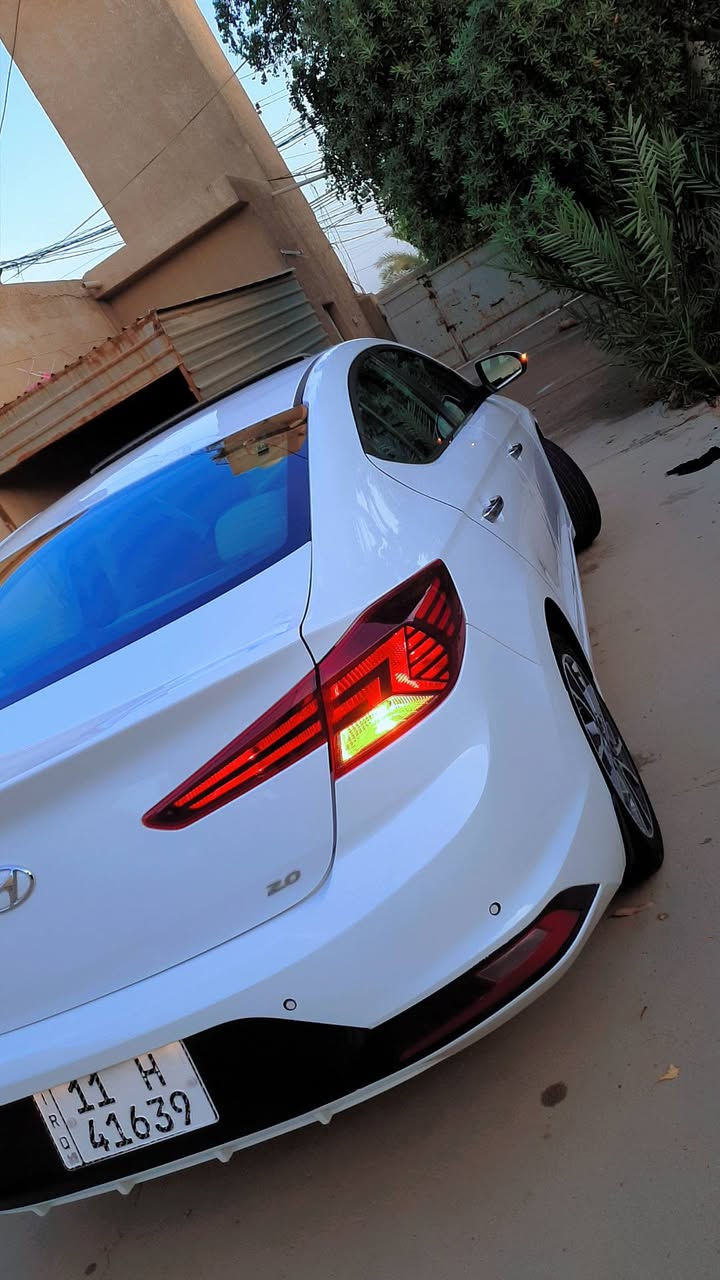 السلام عليكم...
النترا 2020 خليجي فول مواصفات 1/1

شركة الكاصد ماشيه 91,000 km

بيها صبغ البنيد وربع الجاملغ الامامي

بدون حادث بدون ضربه بدون دواخل للجماليه 

مكينه 2000 دوش كير AT

دعاميه خلفيه مبدله 

رقم بغداد دولي بأسمي تحويل مباشر

(ملاحضه) ميكنه مبدل بيها كازكيت فقط

مكان السياره بغداد

 للاستفسار *********** متوفر واتساب
