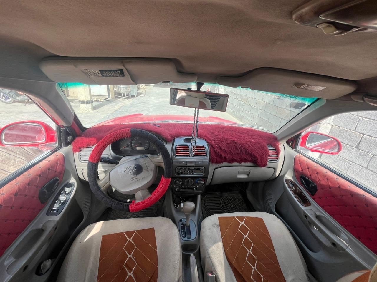 السلام عليكم سياره اكسنت2004 كير ومحرك وتبريد وتدفئه خير من الله العنون بغداد البياع