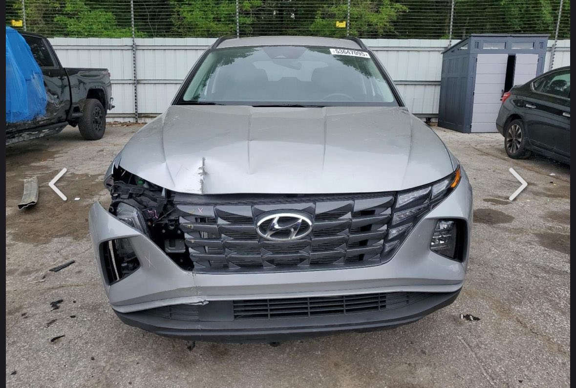 السلام عليكم هونداي توكسان موديل 23 رقم اربيل بسمي سنوية جديدة ل 2030 حادث السيارة موضح بلصور تصليح بلبنيد وصبغ جزء منة السيارة بصمة تشغيل عن بعد رادار امامي وخلفي وردرات مري كشتنات تدفئة وتبريد وكهرباء فتحة باب خلفي كهرباء شاحن واير ليس وبعد اهواي بيهة مواصفات السعر 195 ورقة وبيهة مجال بسيط اعتذر عن المراوس ***********
