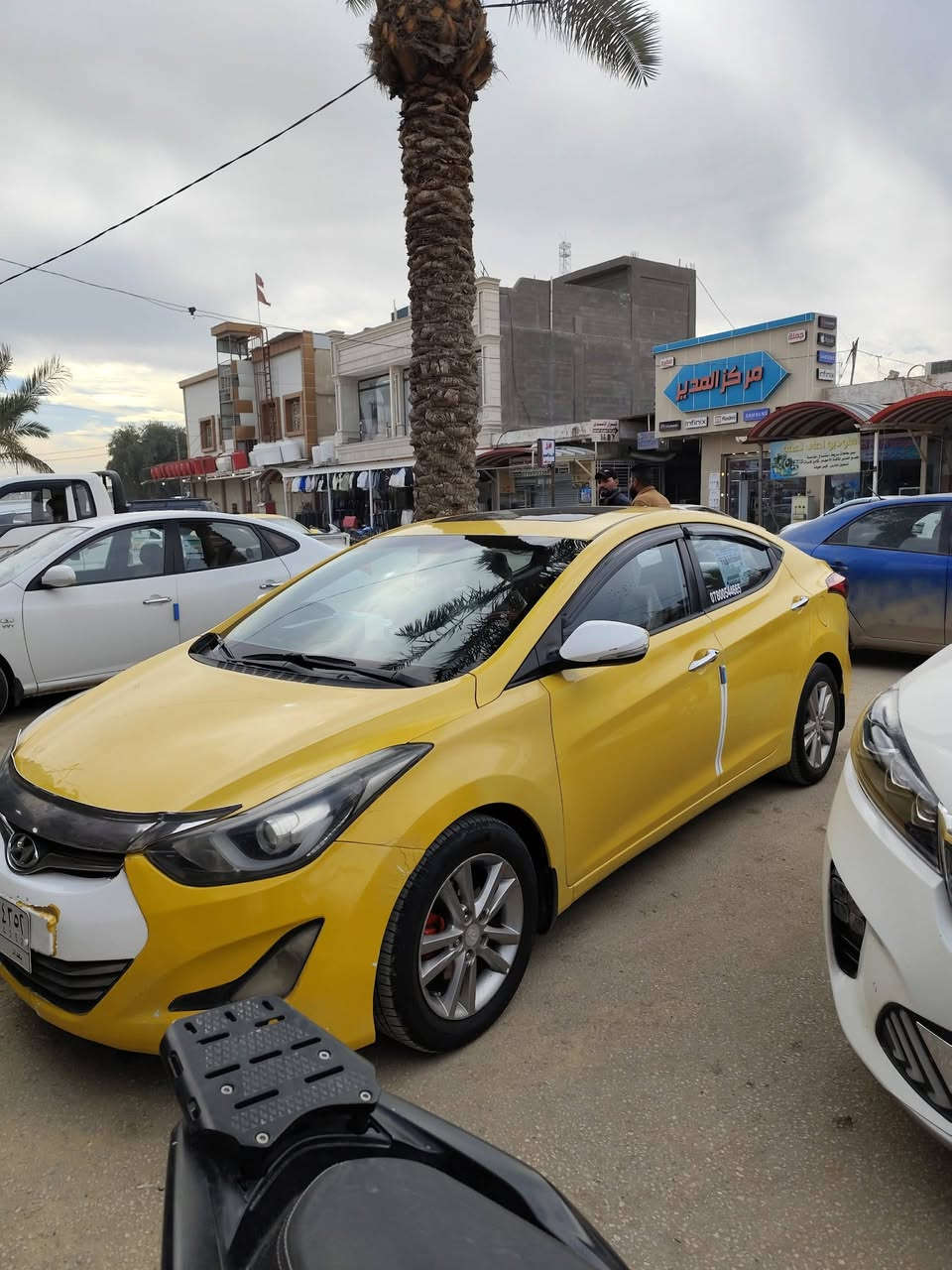 السلام عليكم ورحمه الله 
النترا 16 فول ما عدى البصمه كير محرك كفاله السعر 125 مجال جدا بسيط 
‏‪***********‬‏
بابل جبله
