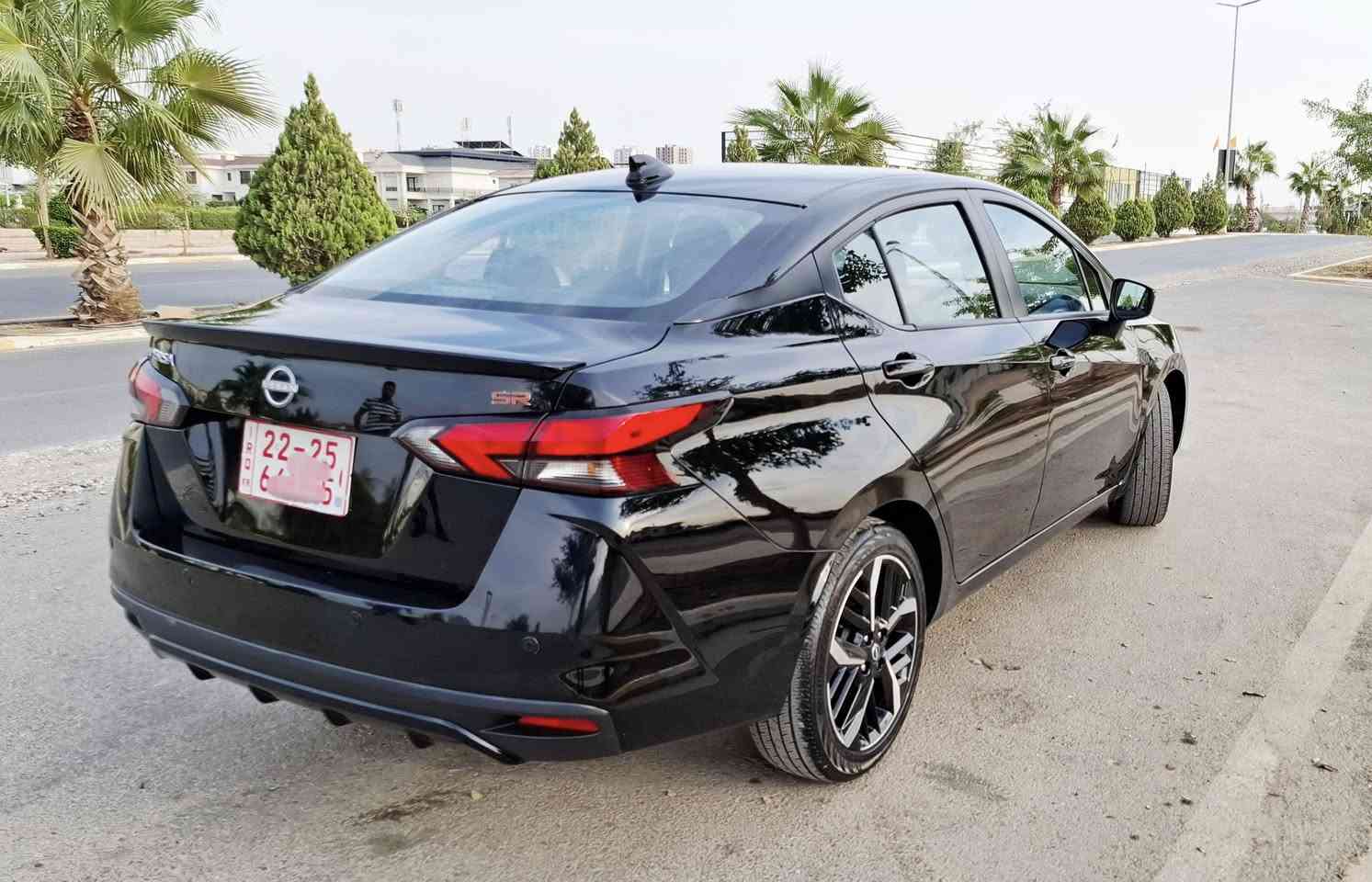 نيسان فيرسا < بورش> 
موديل 2024
ماشية 13 الف ميل
مواصفات 
كشن لونين  احمر واسود
كشن هيتر
تشغيل عن بعد
بصمة ابواب
بصمة سيارة عدد 2
ويل كب 17
استيرن خياط احمر
دشبول لونين
لايت زينون وحاجب لد 
تبريد لمس
شحن موبايل وايرليس
تحكم ستيرن
شاشة كبيرة اندرويد وكار بلي
كاميرا خلفية دواره
رادار أمامي + خلفي + جانبي
توقف ذاتي أمامي وخلفي
حساسات خلفية
تحديد مسار
سنتر لوك
جامات كهرباء بالكامل 
بجم كبس شرط 
السيارة صفحة السائق صبغ فقط
بدون دواخل بدون شواصي
ايرباك سليم
الضرر مرفق مع الصور 
السيارة كاتي رقم اربيل
العنوان اربيل 
السعر 121 ومجال بسيط 
للاستفسار مراجعة الصفحة 
او الاتصال بالرقم *********** بيه واتساب
