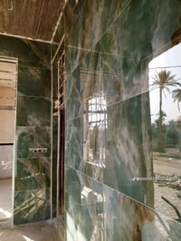 عمل البورسلين والديكورات وشغل هندسي وتصفير الجدار بالليزر على يد حسن ا...