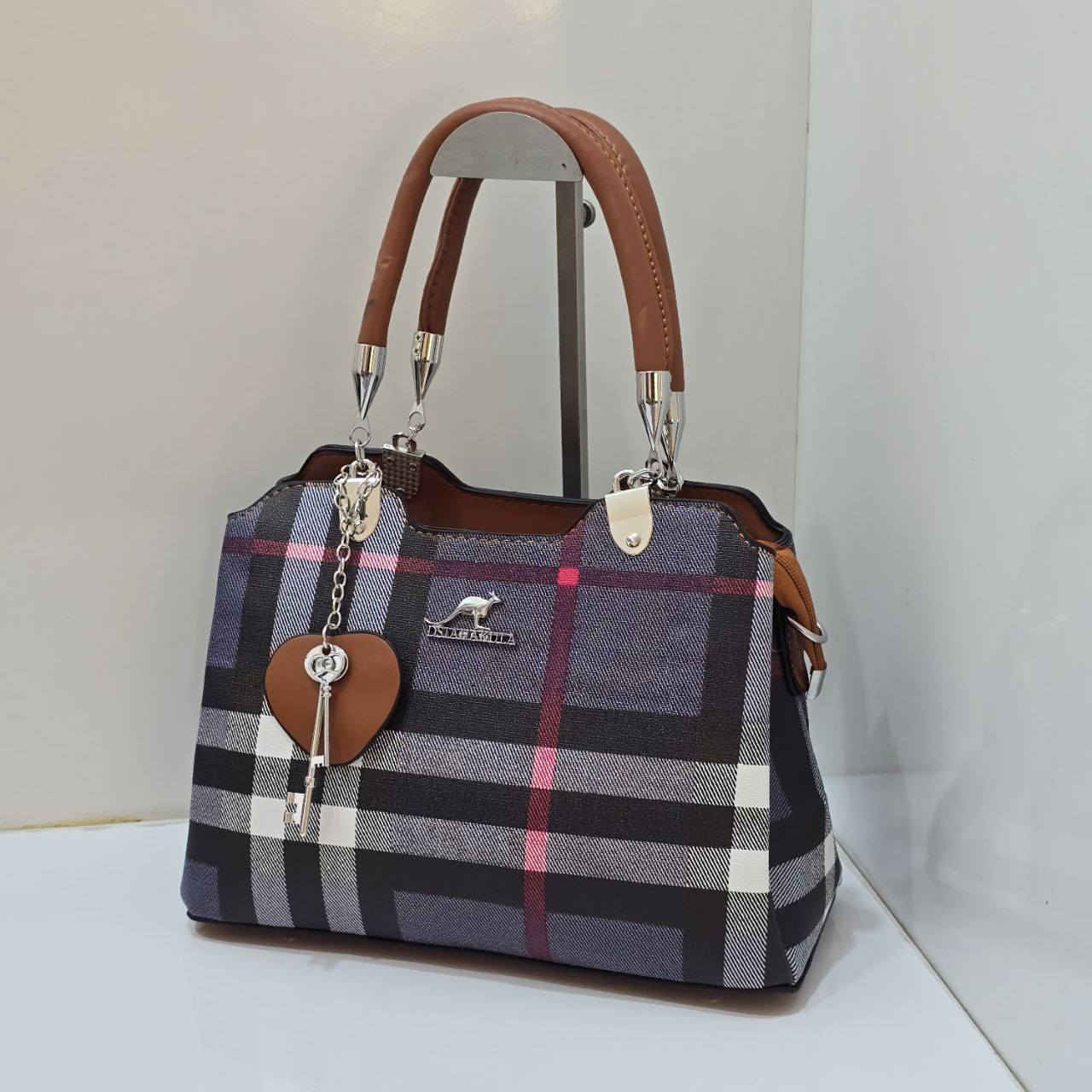 #حقيبه_كنغر_المقفل 
توفرت مره ثانيه لكثرة الطلب من زبائنا الكرام 
السعر نار #ب١٧  الف فقط ارخص سعر بالعراق كله 
🔥🔥🔥

التوصيل لكل محافظات العراق صار #ب٣ الف فقط 

متوفره حسب الالوان المرفقه في الصور ❤❤❤

#اذا_حبيتي_تكون_اطلالتج_مميزه راسلينا ع البيج 
او الاتصال ع الرقم ✅️***********✅️

  #التوصيل لكل محافظات العراق(٣) الف فقط 

#توجد_خدمة_توصيل_المسيب_وكافة_محافظات_العراق

#ملاحظه المحل حقائب نسائيه وملابس أطفال واكسسوارات داخل المحل 🔥 يارزاق 

العنوان ازياء الورود بابل_مسيب_شارع المستشفى مجمع مضر النجار
 #مقابل مجمع ريحانه للأقمشة 
#مجاور دكتوره علياء النسائيه 
#مجاور احمد للموبايل 
رابط قناتنا ع التليكرام  https://t.me/alwrood996

رابط صفحتنا ع الانستغرام https://instagram.com/alwr.ood9?igshid=ZGUzMzM3NWJiOQ==    تشرفونا وتنورونا
