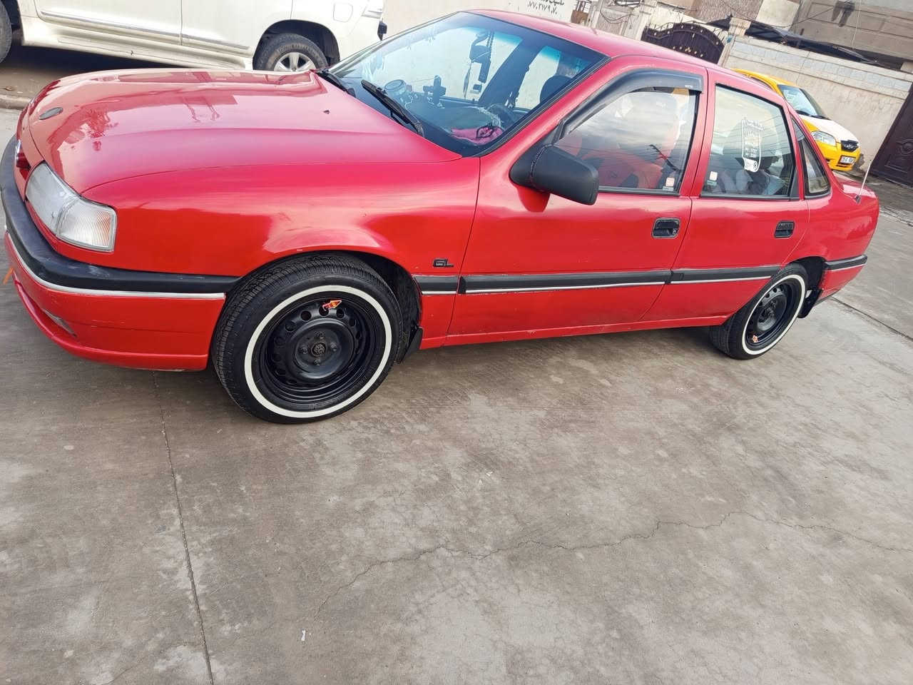 فيكترا موديل 1992 رقم بغداد مشروع وطني گير محرك مكفول تخم تأير جديد صدر جديد سياره بدون حادث سيدي كرستال عنوان كركوك ***********
