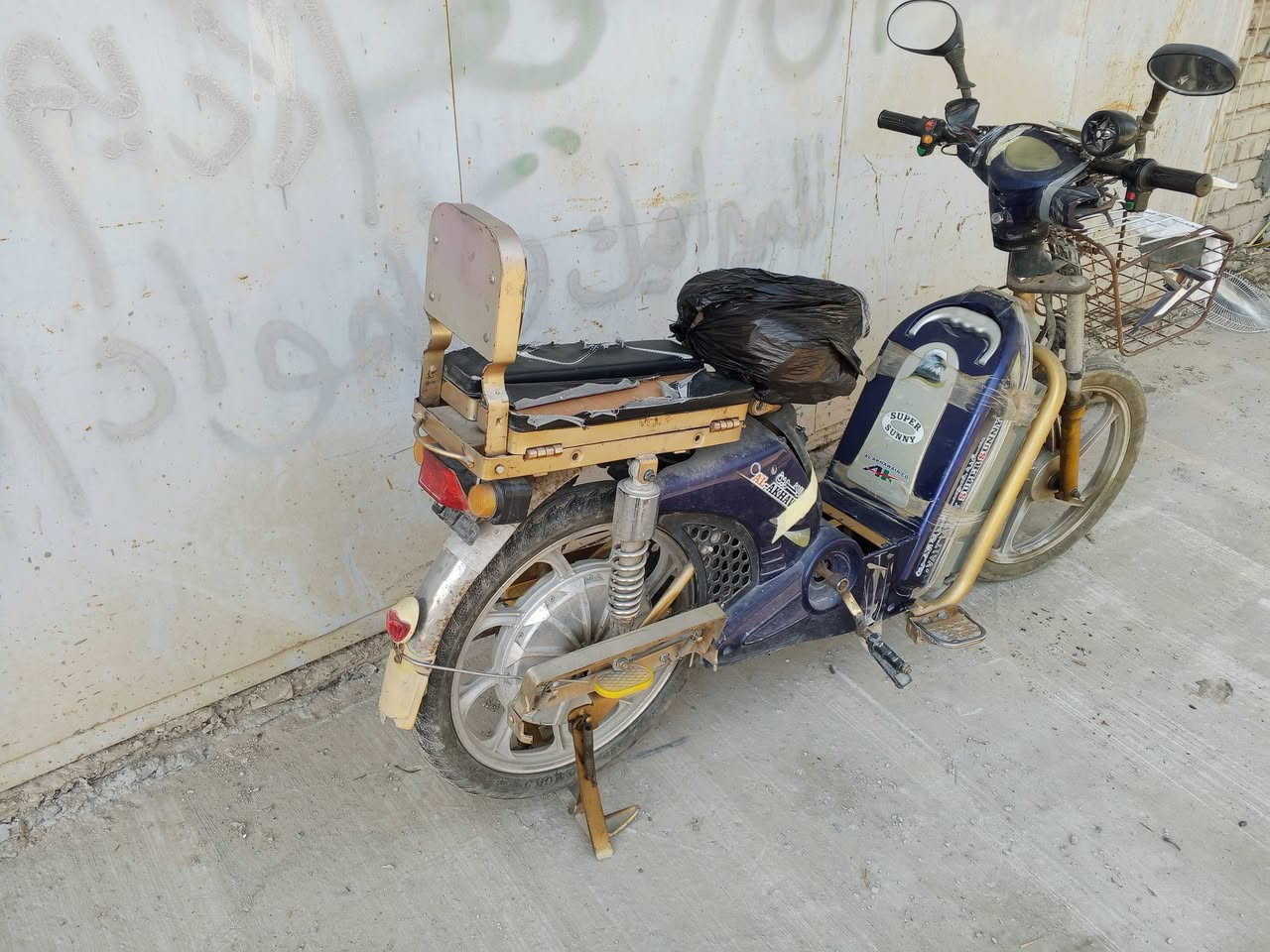 درجه شحن اللبيع سعر 250الف
البطاريات جيد جداً 
رقم تليفون ***********
